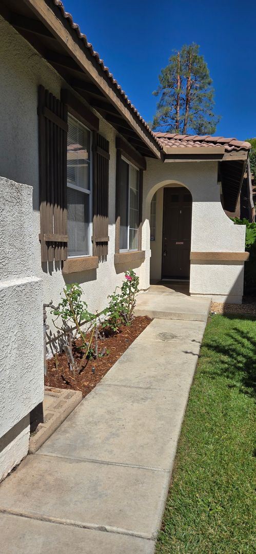 Building Photo - Chapman Heights Home