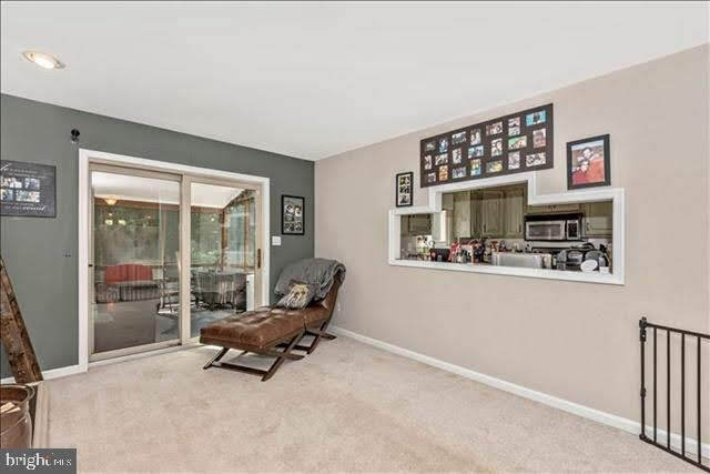 Living room - 2903 Loch Haven Ct