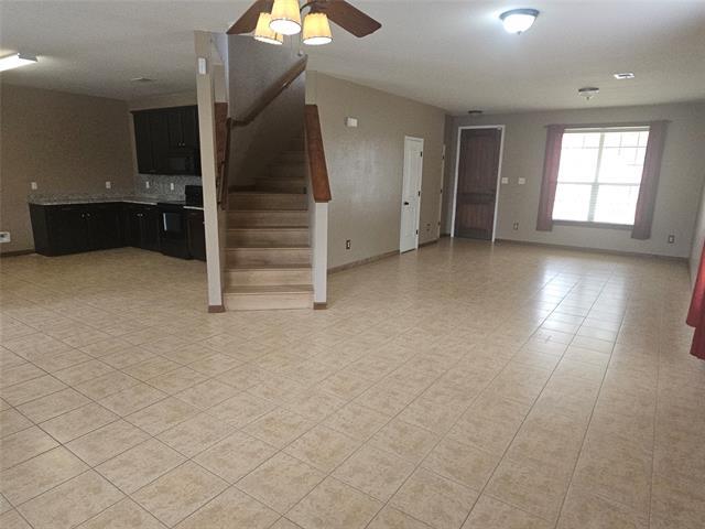 Foto del edificio - 3925 Hanna Rose Ln