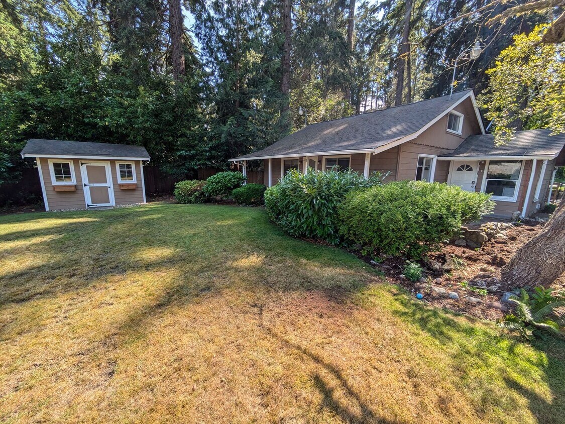 Primary Photo - 10121 Lake Steilacoom Dr SW