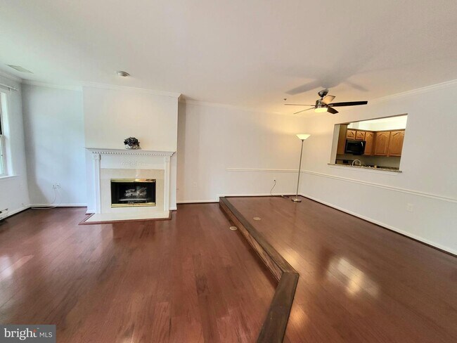 Foto del edificio - 11742 Rockaway Ln