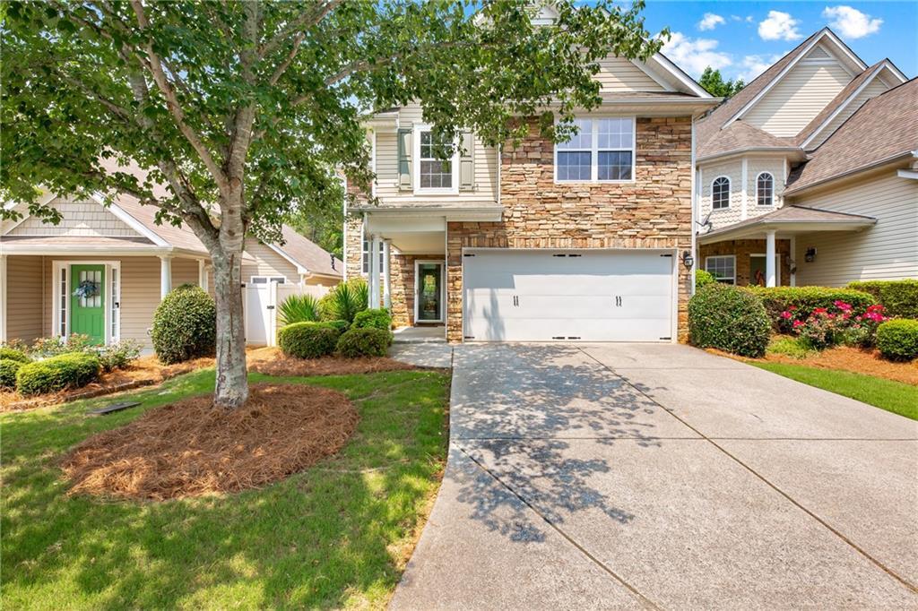 Foto principal - 361 Highland Falls Dr