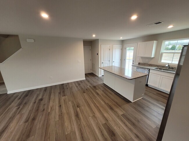Building Photo - 32059 Windjammer Dr