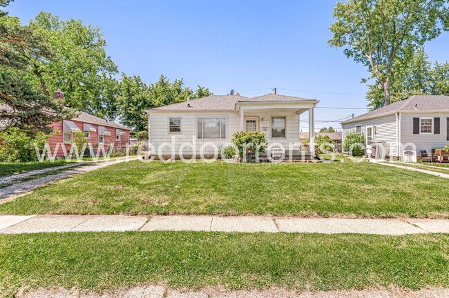 Foto del edificio - 1742 N Whittier Pl