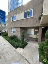 Building Photo - 21 Alamitos Ave