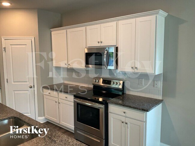 Foto del edificio - 5517 Cobblestone Glen Dr