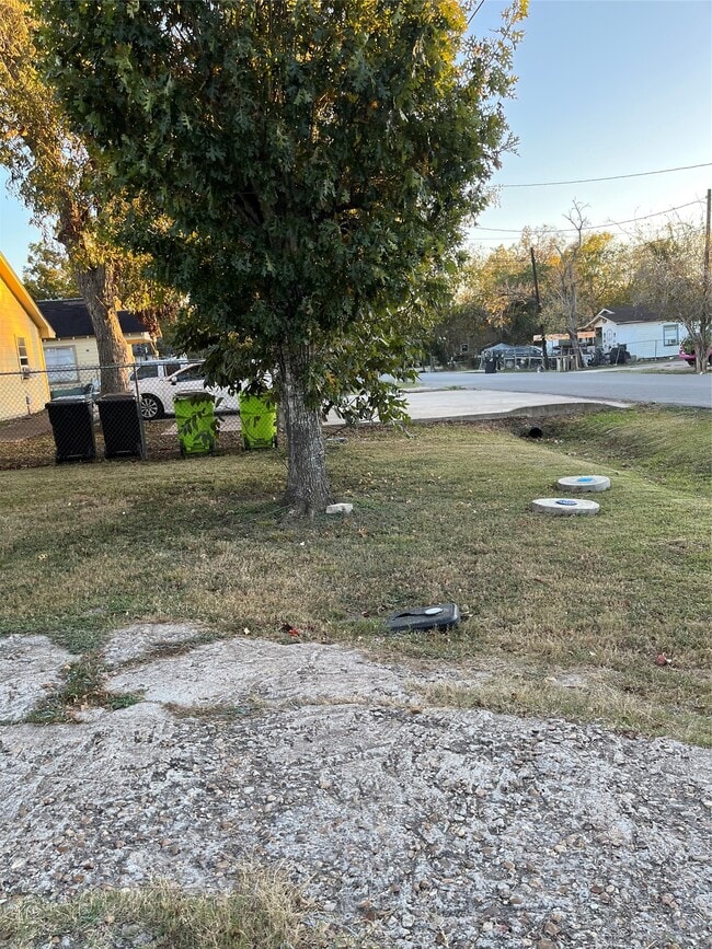 Foto del edificio - 305 7th St