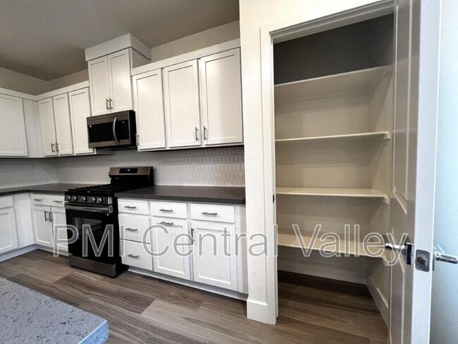 Building Photo - 3275 Hayduke St