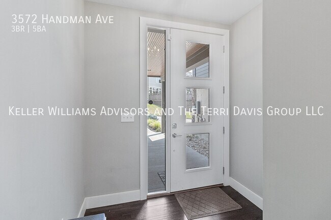 Foto del edificio - 3572 Handman Ave