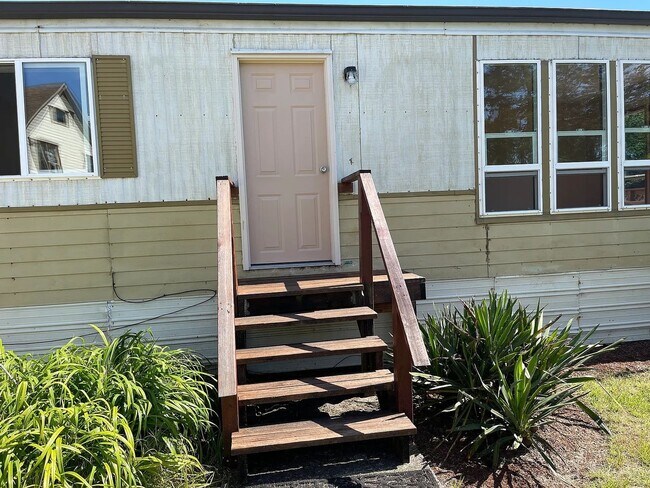 Foto del edificio - 2-Bedroom 1-Bath in Chinook WA **Available Now**