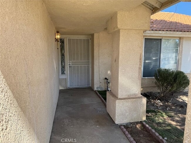 Building Photo - 1229 Onyx Dr