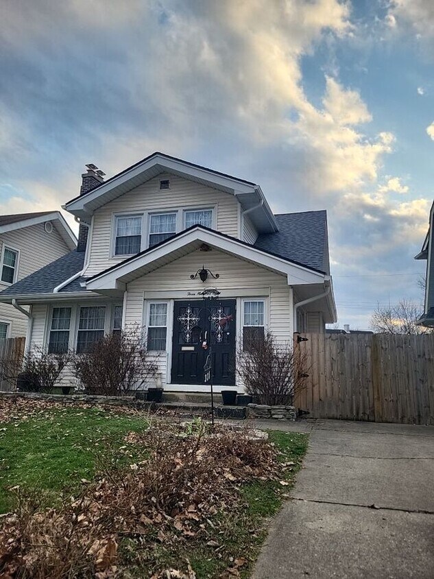 2 Bed Spacious Middletown Home House for Rent in Middletown, OH