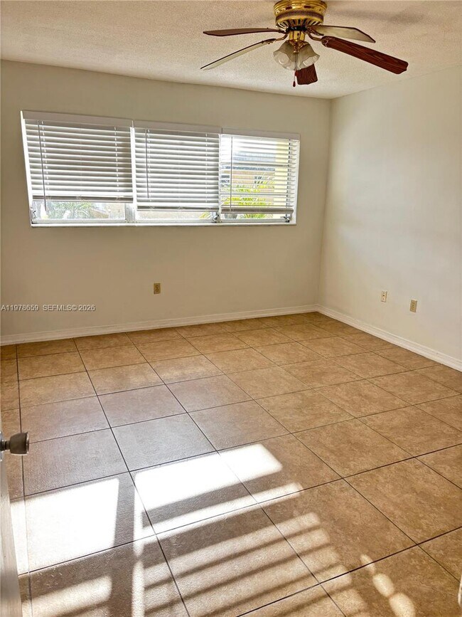 Building Photo - 7310 SW 82nd St