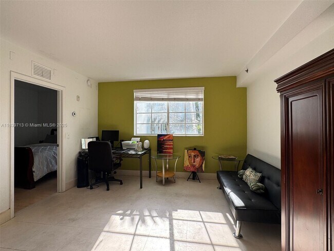 1300 Pennsylvania Ave Unit 209 - 1300 Pennsylvania Ave Unit 209 Miami Beach Fl Building Photo 