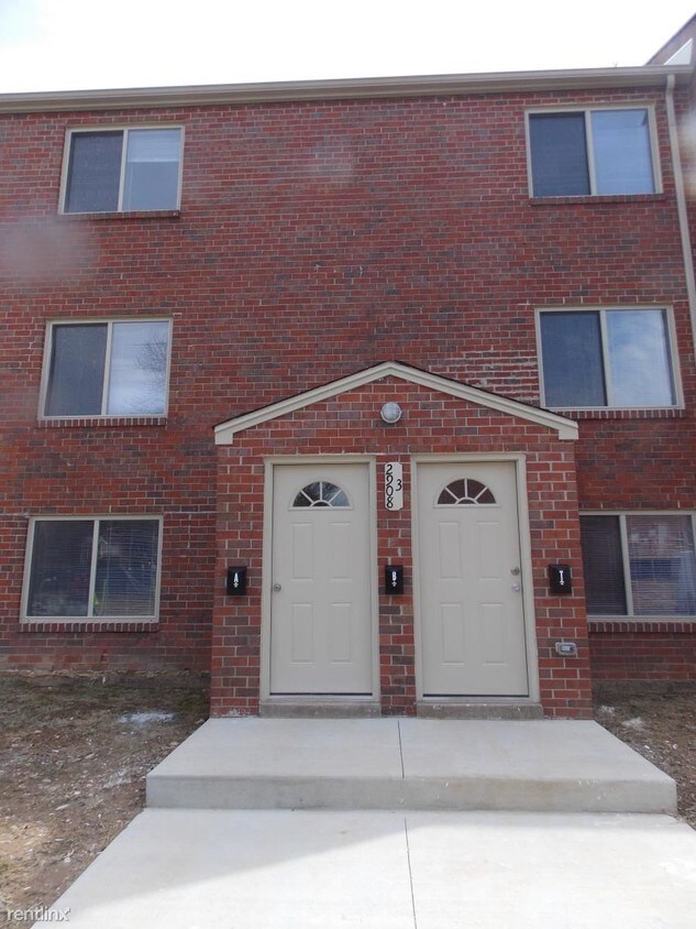 Primary Photo - 2912 Garrison Blvd