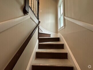 Building Photo - 13 Withington St
