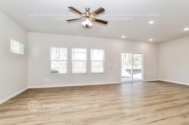 Foto del edificio - 2286 Cherry Crk Rd