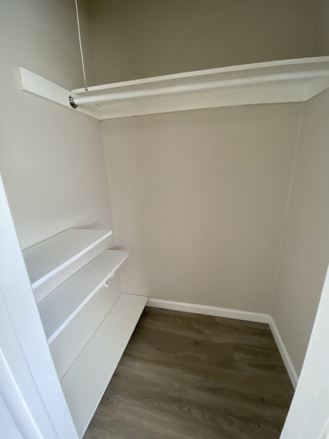 Foto del edificio - 15432 Freeman Ave