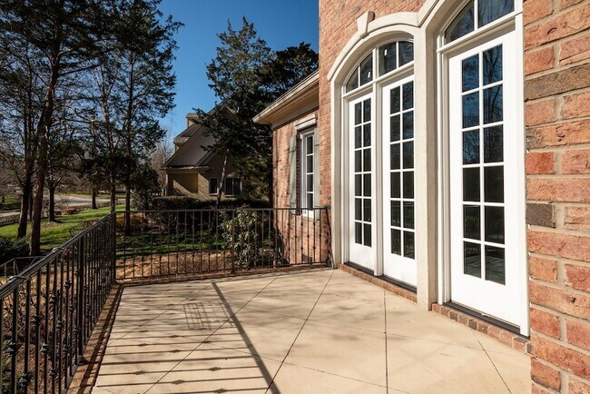 Foto del edificio - 1449 Willowbrooke Cir