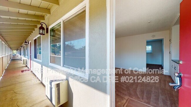 Foto del edificio - 555 Dexter St