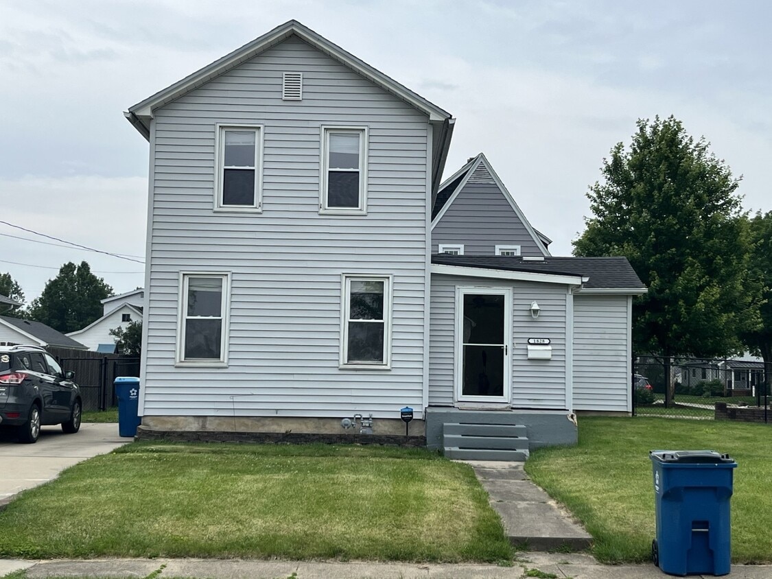 Primary Photo - 1828 11th St