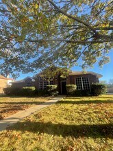 Building Photo - 308 Elizabeth Trail