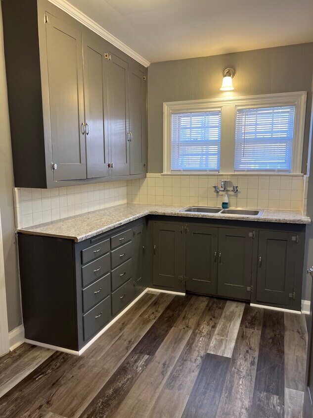 2929 Northwood Ave Unit Floor 1, Toledo, OH 43606 Apartments in