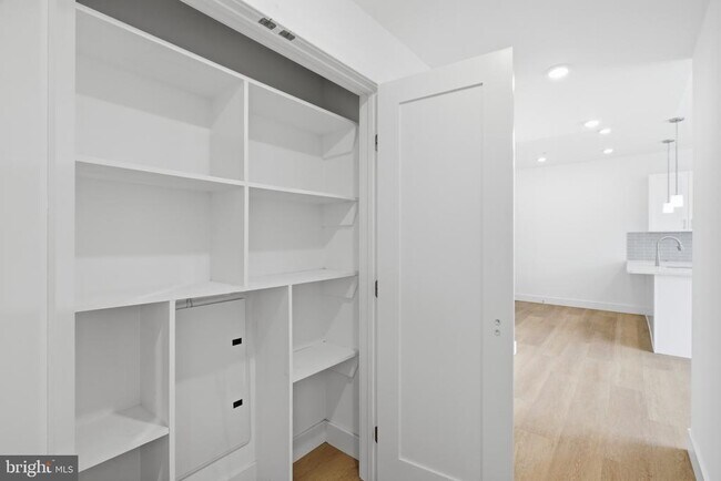 Building Photo - 3637 N 16th St