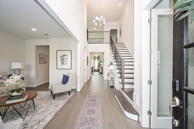 Building Photo - 71 Perennial Cyn Dr