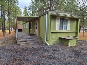 Building Photo - 14698 Bluegrass Loop