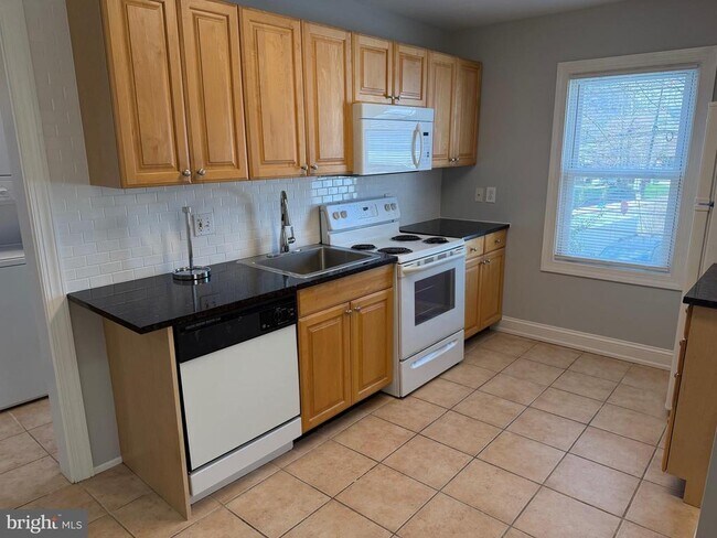 Foto del edificio - 9 Cedar Ave