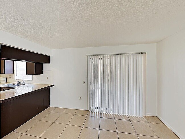 Foto del edificio - 605 Piedmont Dr SE