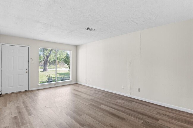 Foto del edificio - 930 Cable St