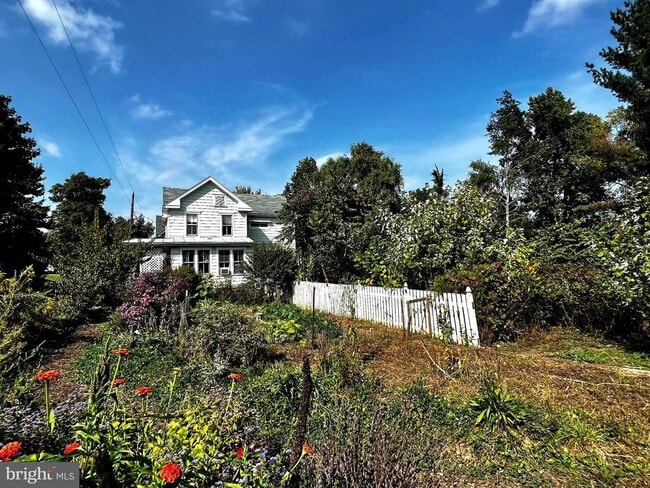 Building Photo - 4303 Trego Rd