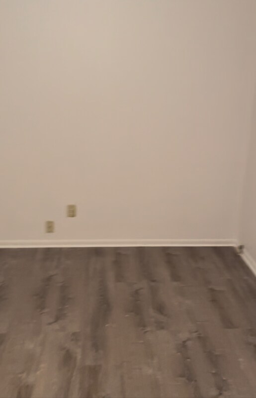 Foto del edificio - 15224 Maple Park Dr