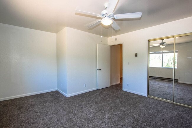 Foto del edificio - Butte Haven Townhome