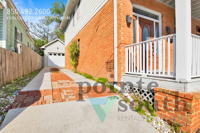 Building Photo - 105 S Florida Blanca St