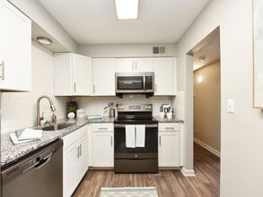 Building Photo - The Harper