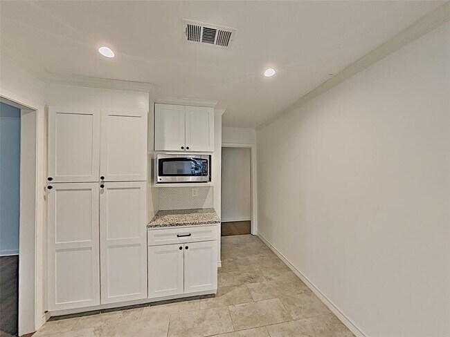 Foto del edificio - 3106 Woodwind Ln
