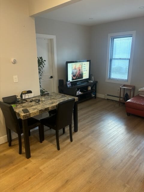 Foto del edificio - 42 Outwater Ln