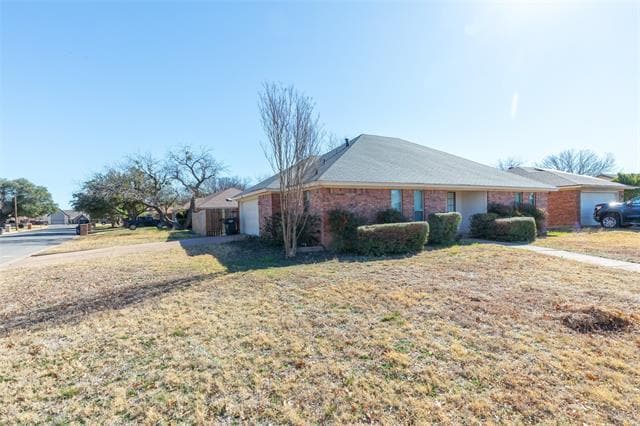 Building Photo - 701 Tabard Trail