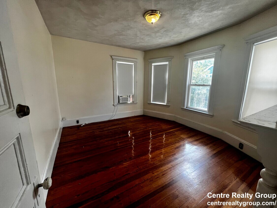 Foto principal - 63 Sycamore St
