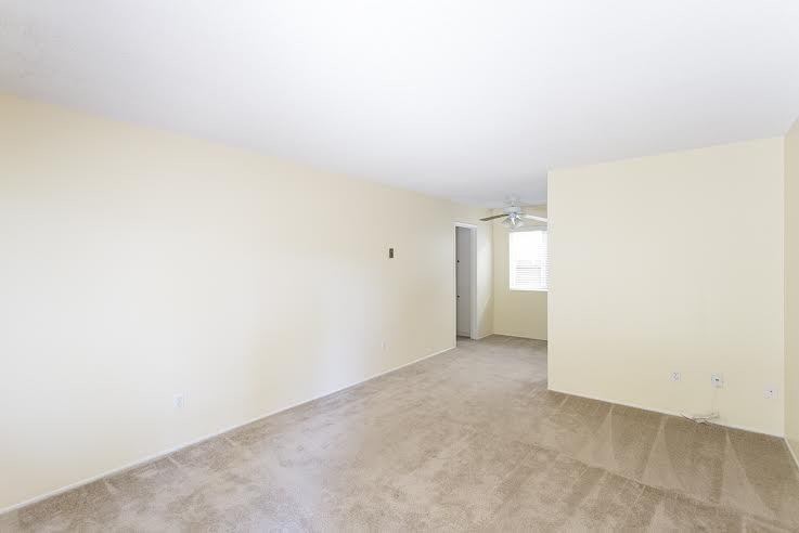 Foto principal - 3860 Haines St