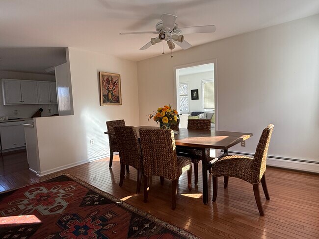 Foto del edificio - 195 W Cornwall Rd