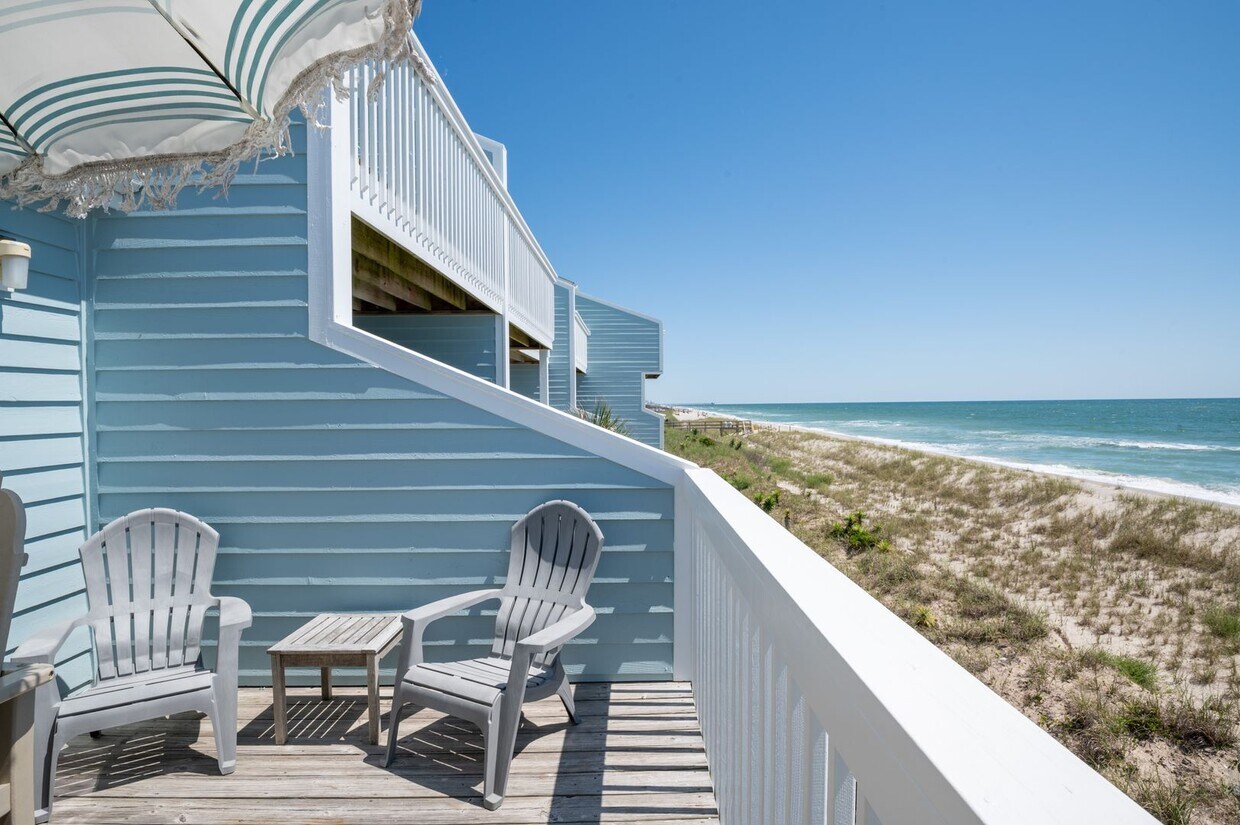 Primary Photo - PERFECT OFF-SEASON OCEANFRONT ONE BEDROOM RETREAT