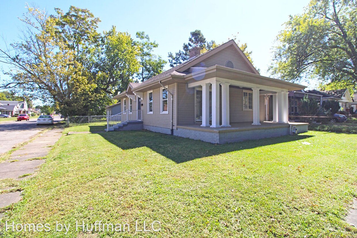 Primary Photo - 2 br, 1 bath House - 703 Ravenswood Drive