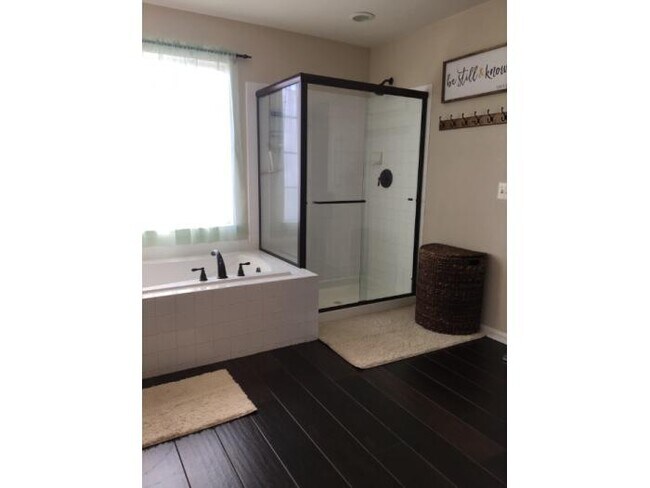 Building Photo - 14920 Amaranth Ct