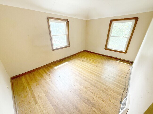 Foto del edificio - 3 BED 2 BATH BEAUTIFUL SINGLE FAMILY HOME