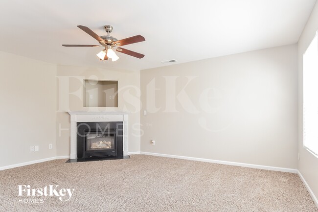 Building Photo - 3902 Edgewood Terrace Rd