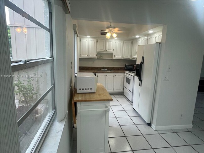 Foto del edificio - 485 Flanders K